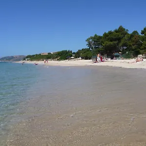 https://santa-margherita-di-pula-calaverde-fort-village.in-sardinia.net